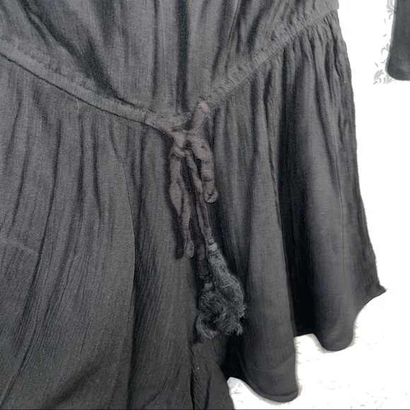 Blush brand off shoulder black Woman’s small romper 3/4 bell sleeve shorts - Picture 3 of 9